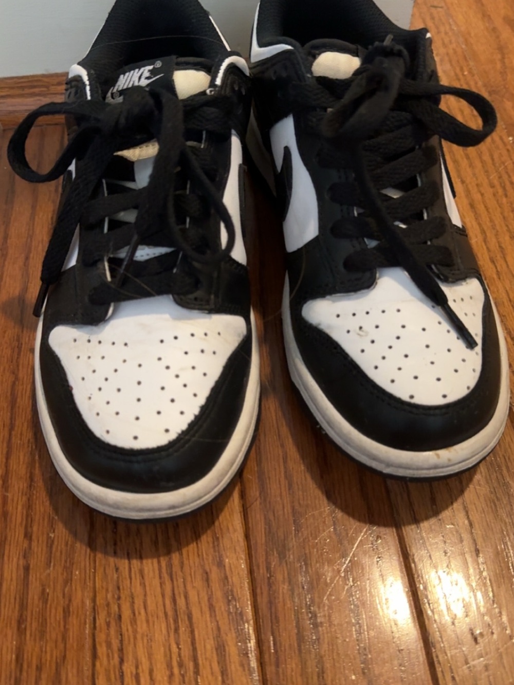 Nike dunk low kids 4Y